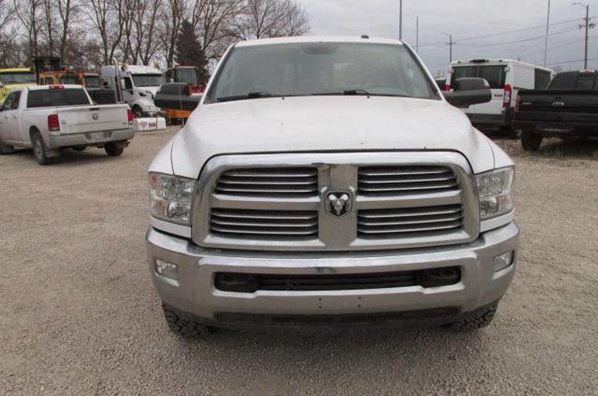 Used 2018 Ram 2500 Crew Cab SLT 4x4 6.4 L v8 Hemi