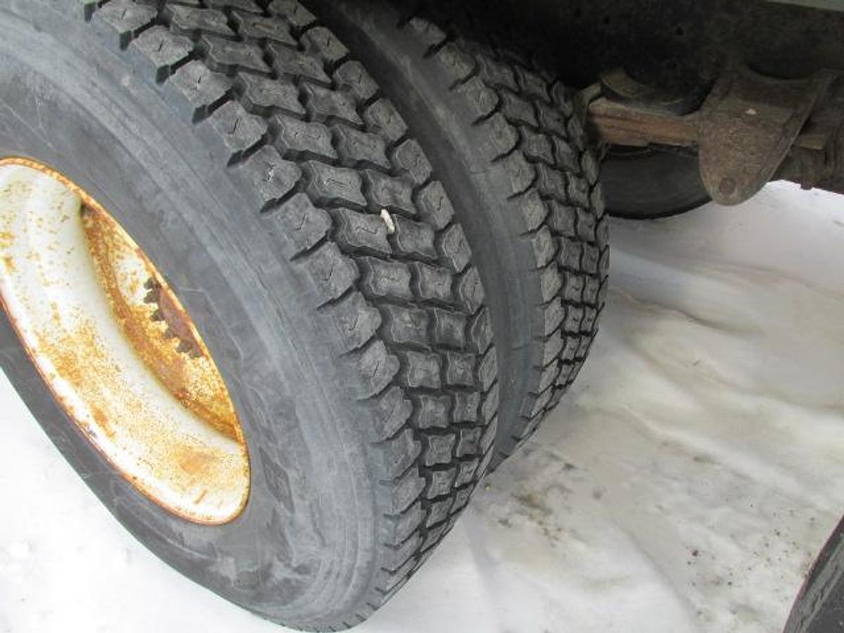 Used 2012 Hino 268 with 20 ft box and tailgate