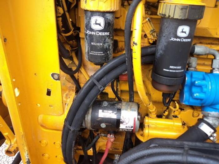 Used 2010 Carlton OX 2015 wood chipper 15 in wood chipper