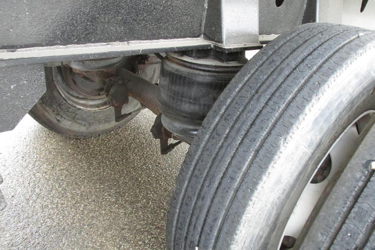 Used 2014 Ridgemar Tridem End Dump trailer