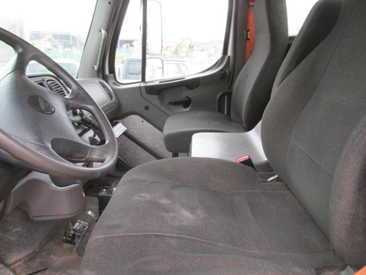 Used 2014 Freightliner M2 Tandem axle Septic truck