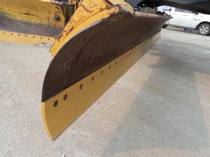 Used 2013 John Deere 870 GP with wing