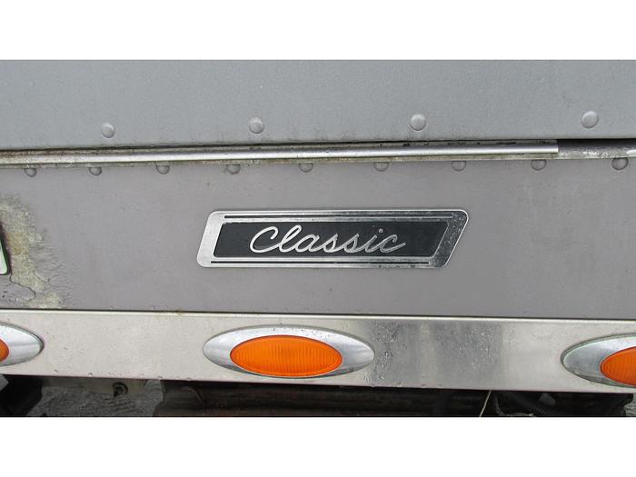 Used 2007 Freightliner Classic 120