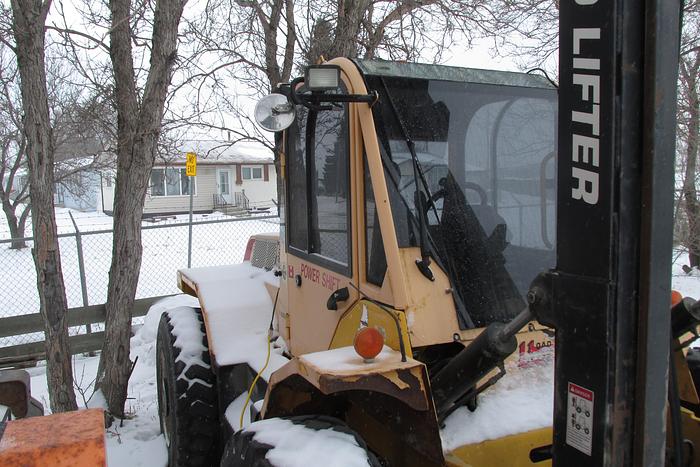 Used 2010 Load Lifter 4417- 16 4x4 15500 lb lift