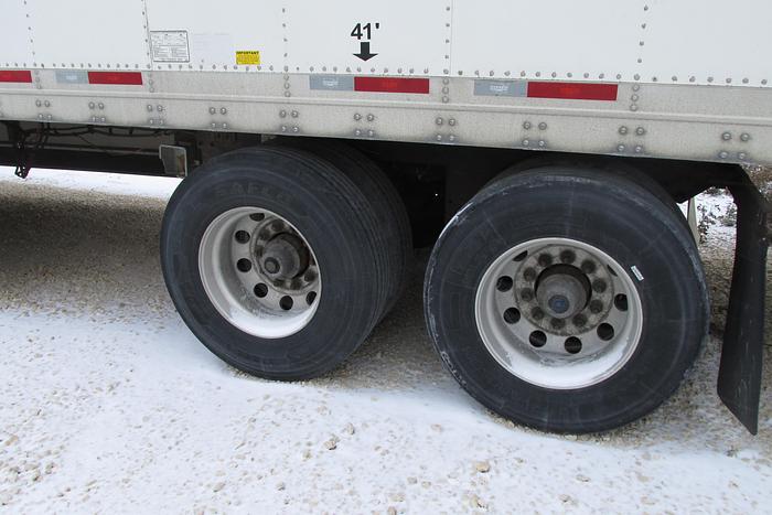 Used 2017 Wabash tandem axle reefer trailer with 7300x 4 Carrier reefer