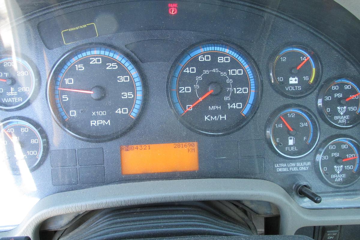 Used 2013 International 4400 Tandem Dump truck