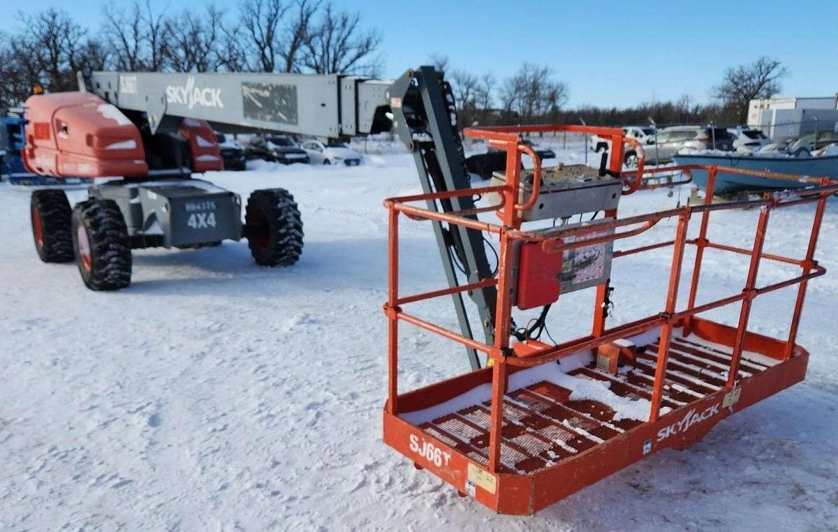 Used 2014 Skyjack SJ66T boom lift 