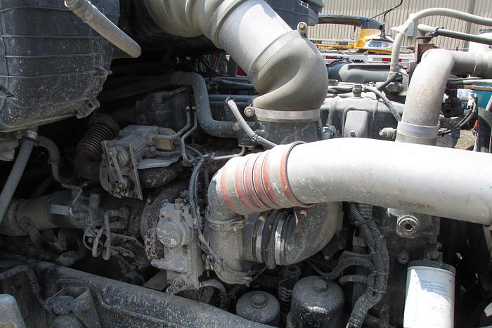 Used 2016 Kenworth T 680 with wet kit