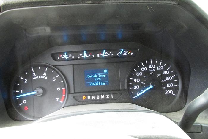 Used High rail 2017 Ford F 350 Crew cab long box New engine