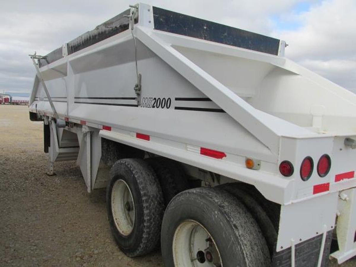 Used 2019 Midland MX 2000 cross gate belly dump