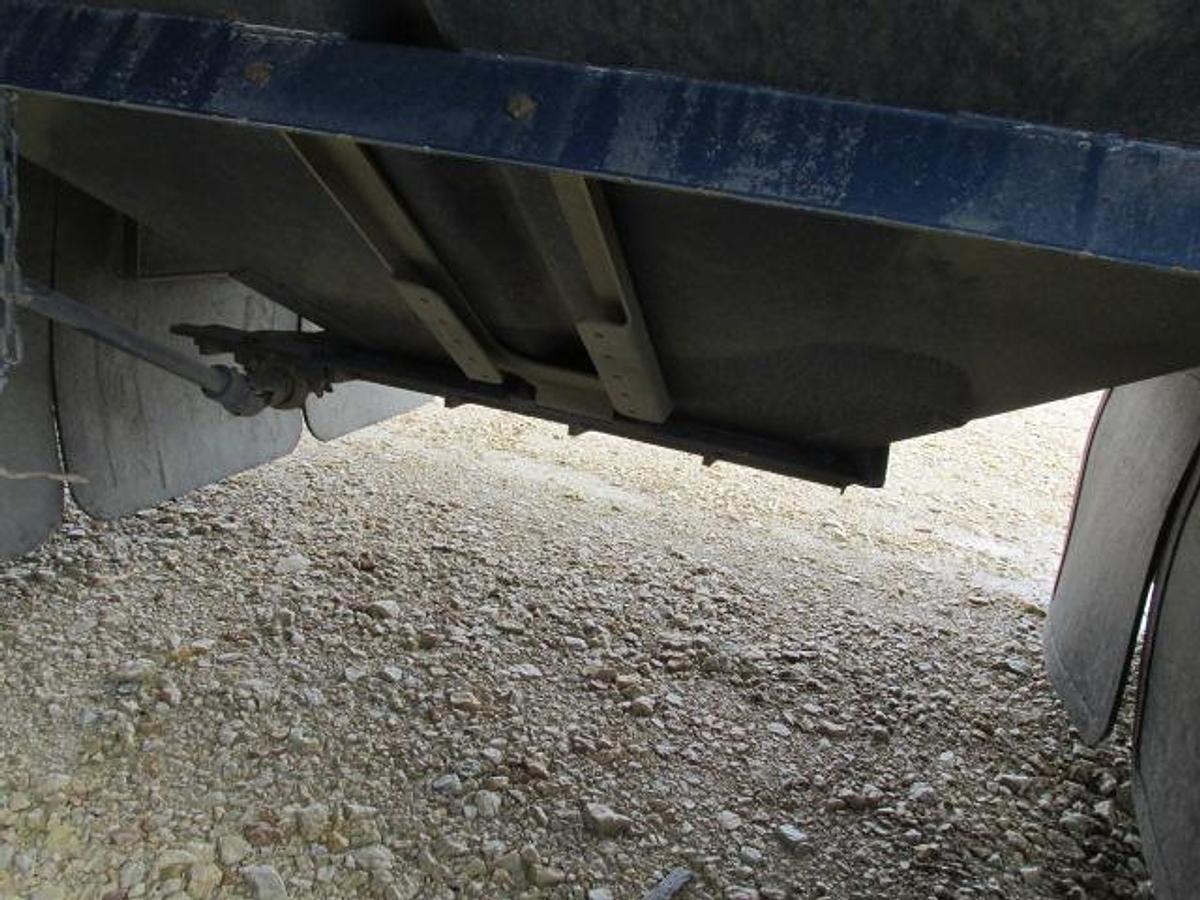 Used 2020 Doepker Super B grain trailer