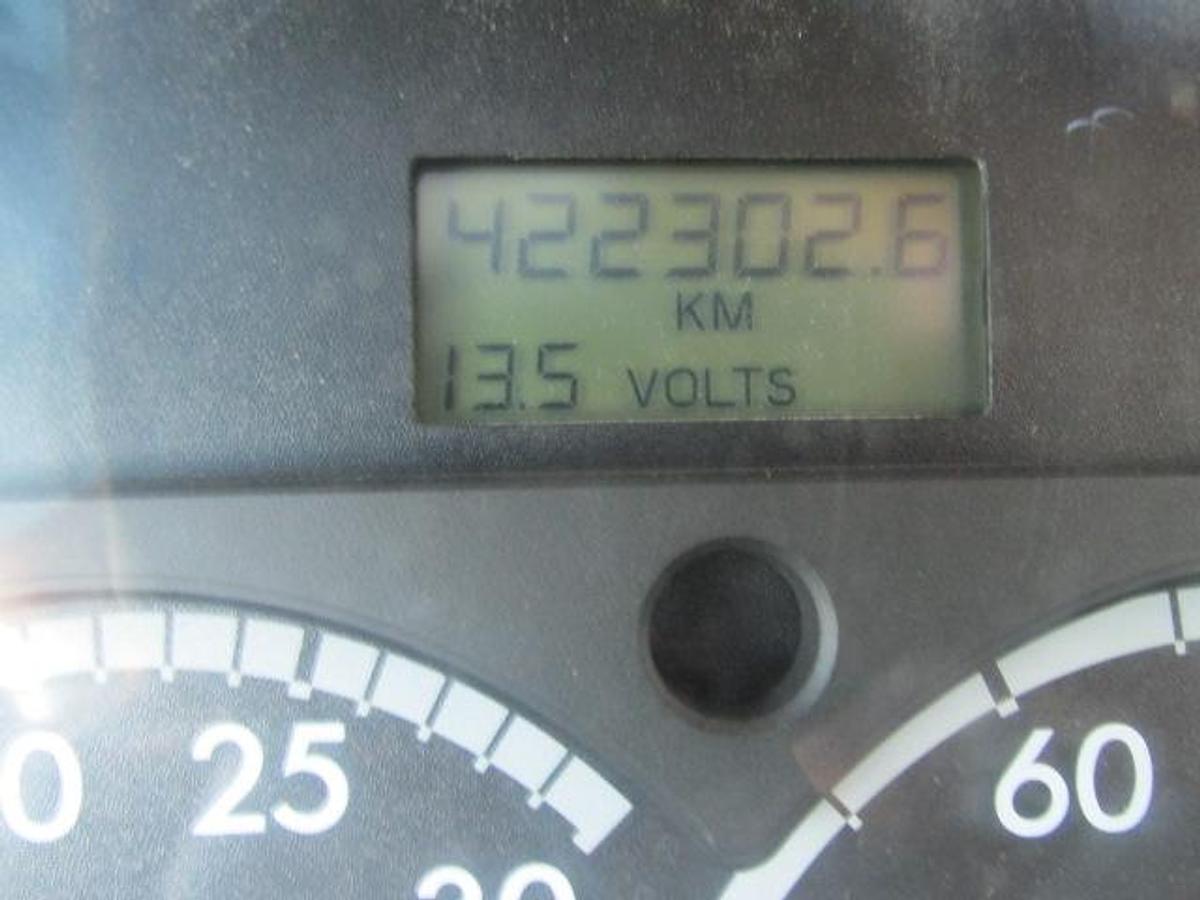 Used 2006 Sterling LT 8500 dump truck