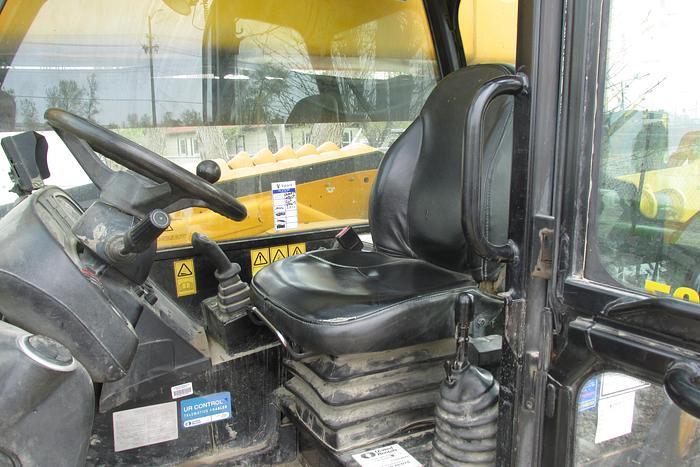 Used 2015 JCB 512-56 telehandler 12,000 lb