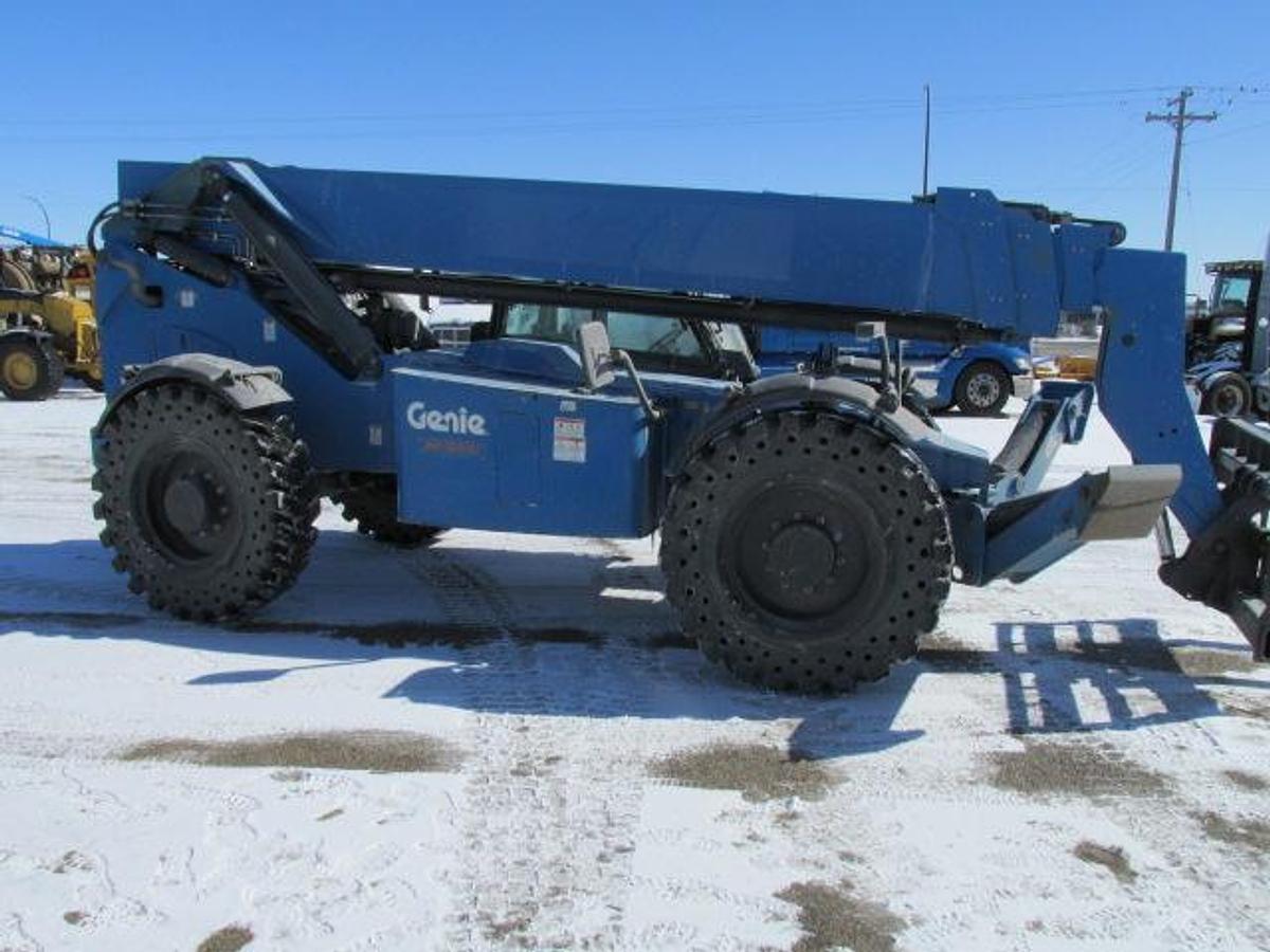 Used 2019 Genie GTH 1056 telehandler 10,000 lb lift
