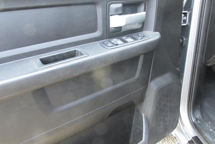 Used 2019 Ram 2500 Crew Cab 4x4 long box 6.4L Gas