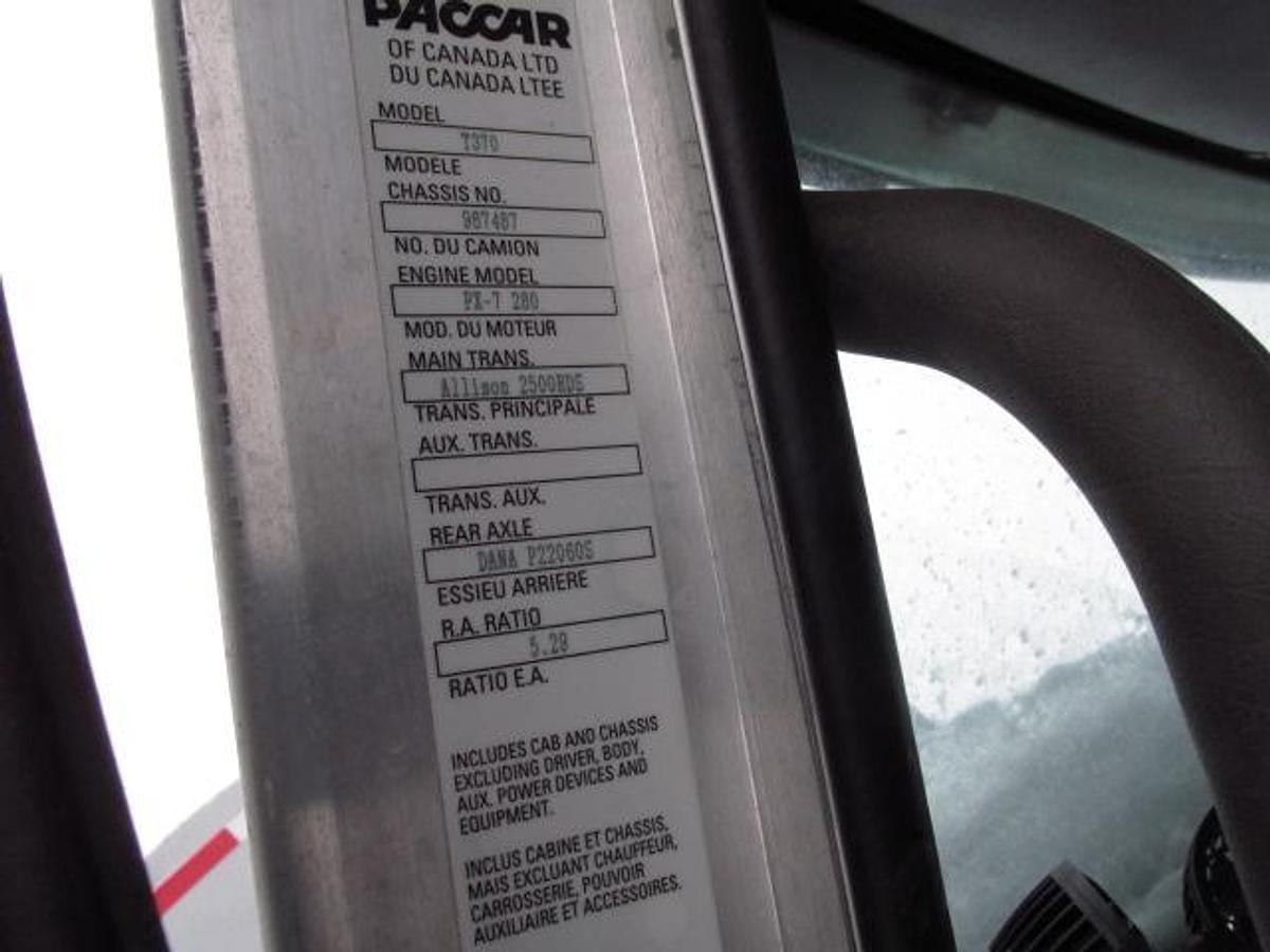 Used 2017 Kenworth T 370 with 24 ft Van body with tailgate