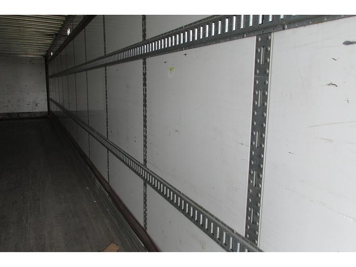 Used 2017 Stoughton 53 ft tandem