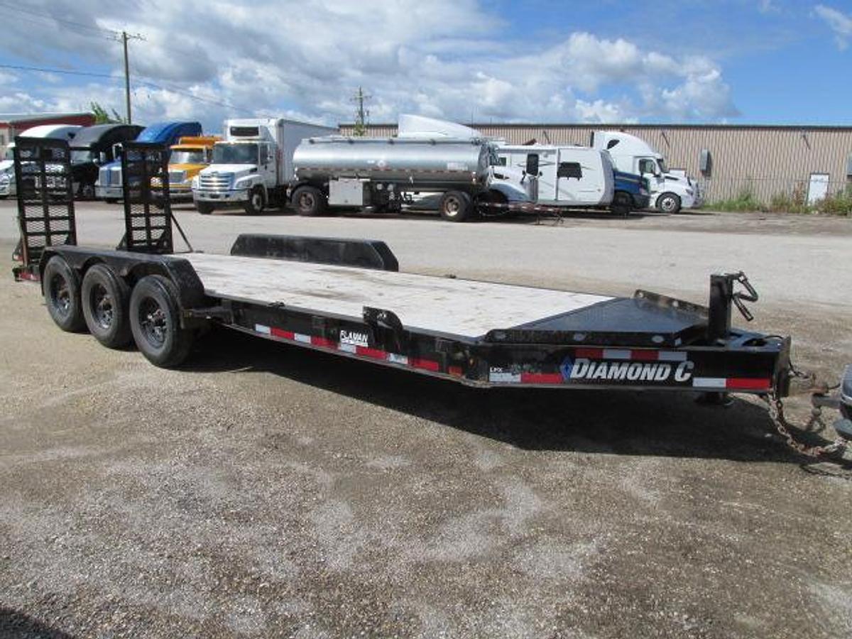 Used 2022 Diamond C 22 ft equipment trailer