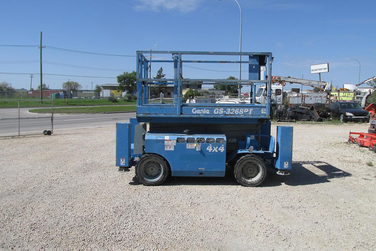 Used 2008 Genie GS 3268 Rough Terrain scissor lift