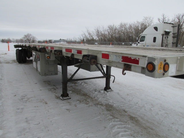 Used 2020 Lode King 53 ft tandem flat deck trailer