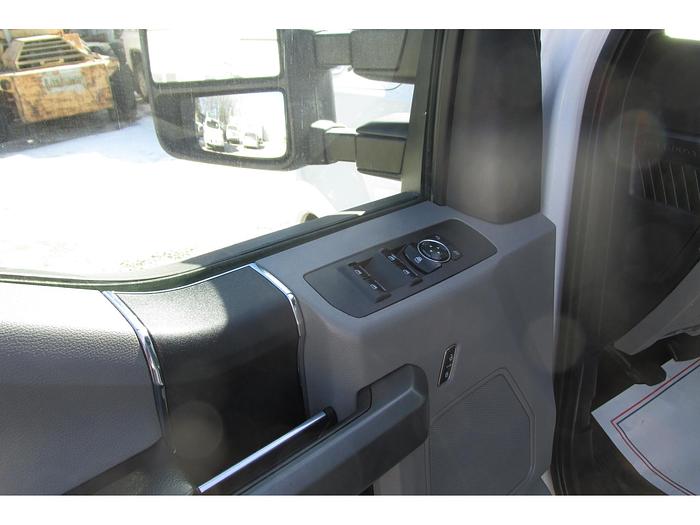 Used 2017 Ford F-250 HD Series Crew Cab