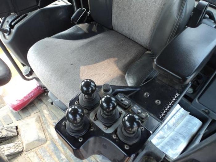 Used 2013 John Deere 870 GP with wing