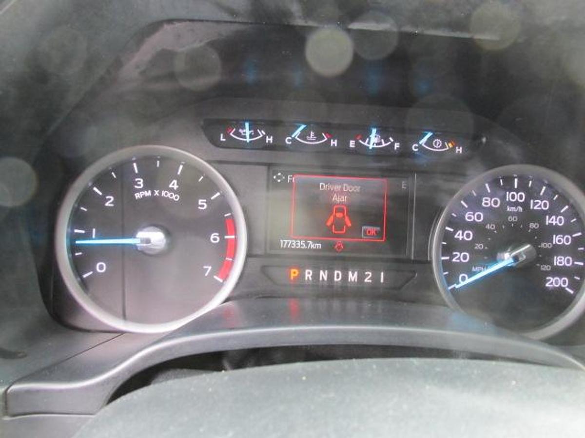 Used 2020 Ford F 250 Crew Cab 4x4 with 9 ft deck