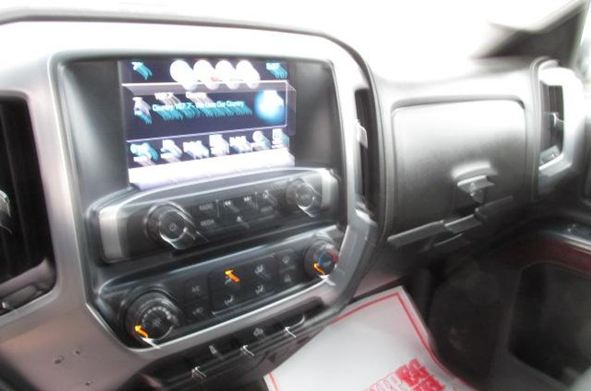 Used 2018 GMC Sierra b2500 Crew Cab 4x4 long box