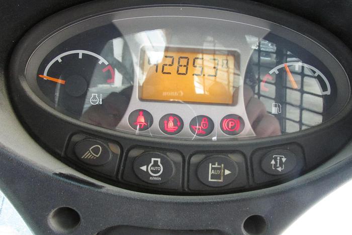 Used 2013 Bobcat S 590 skid steer