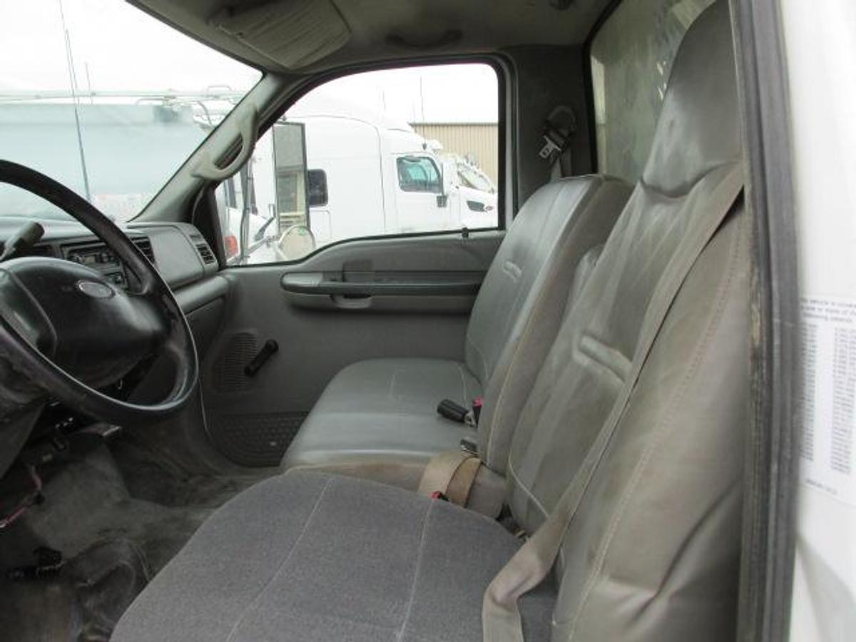 Used 2006 Ford F 650 with 13 ft dump box