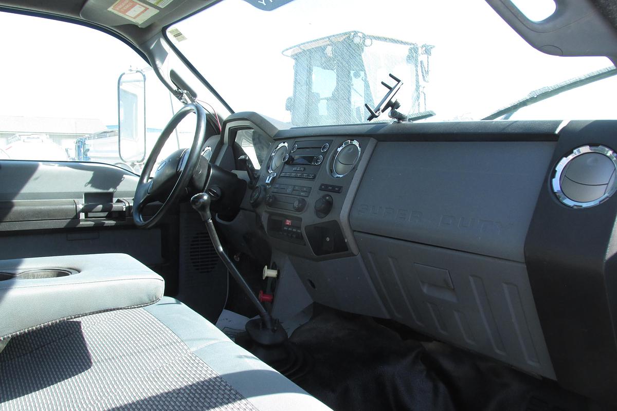 Used 2011 Ford f 750 with 18 ft flat deck