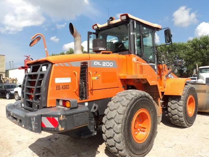 Used 2014 Doosan DL 200