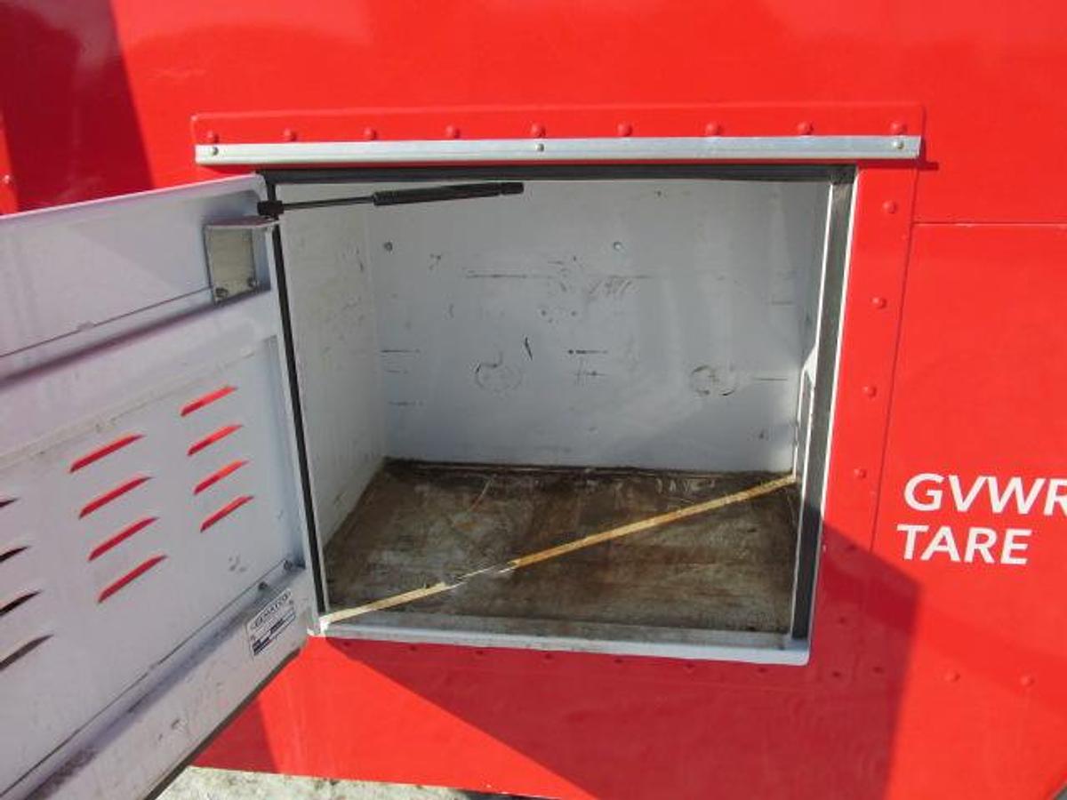 Used 2016 Ford E350 bucket van with Dur A Lift 34 ' working height lift