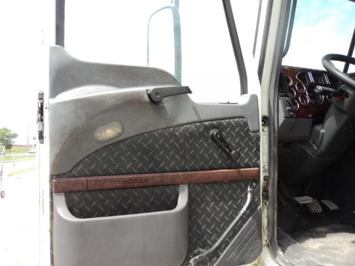 Used 2014 Mack Pinnacle CXU 613