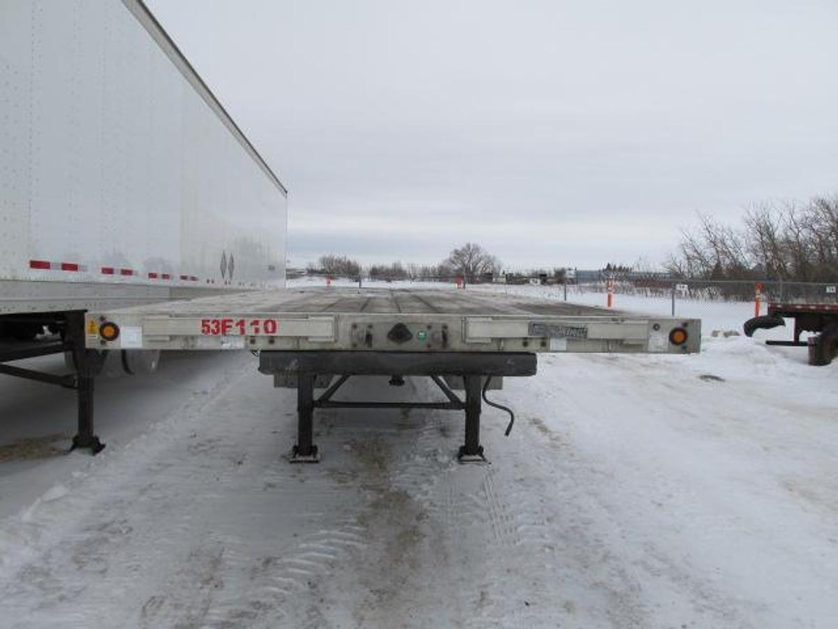Used 2020 Lode King 53 ft tandem flat deck trailer