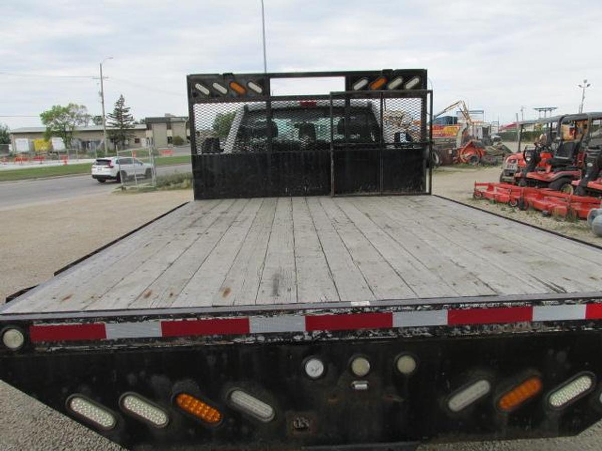 Used 2017 Ford F350 Regular Cab 4x4 with 12 ft deck