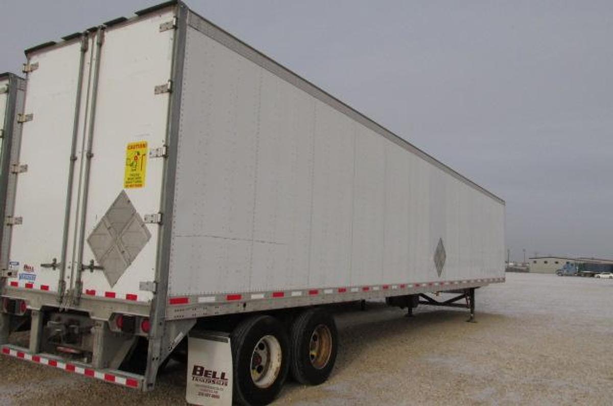 Used 2019 Vanguard 53 ft tandem Heated Van Trailer