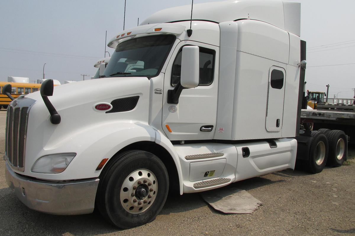 Used 2019 Peterbilt 579