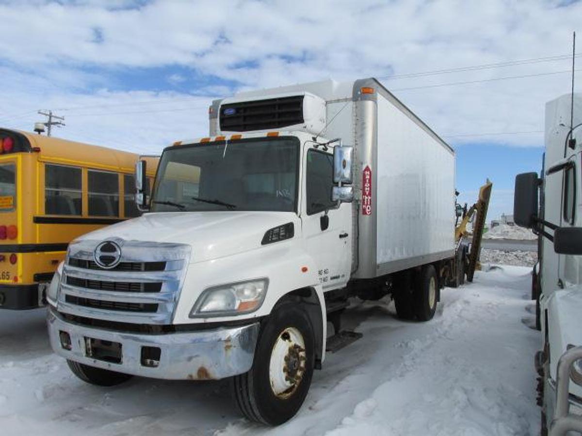 Used 2012 Hino 268 with 20 ft box and tailgate