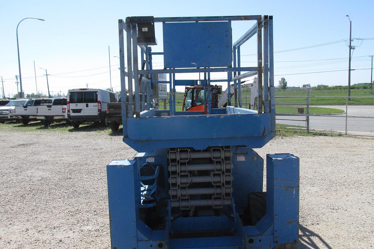 Used 2008 Genie GS 3268 Rough Terrain scissor lift
