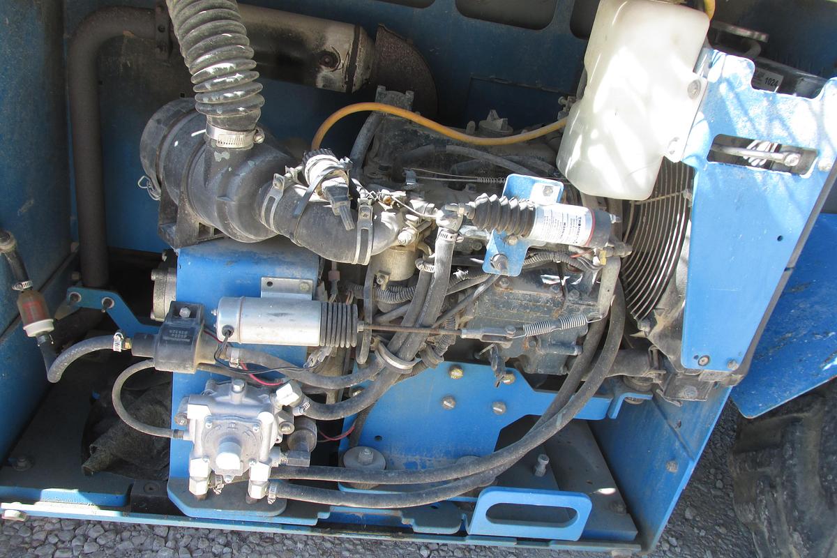 Used 2008 Genie GS 3268 Rough Terrain scissor lift