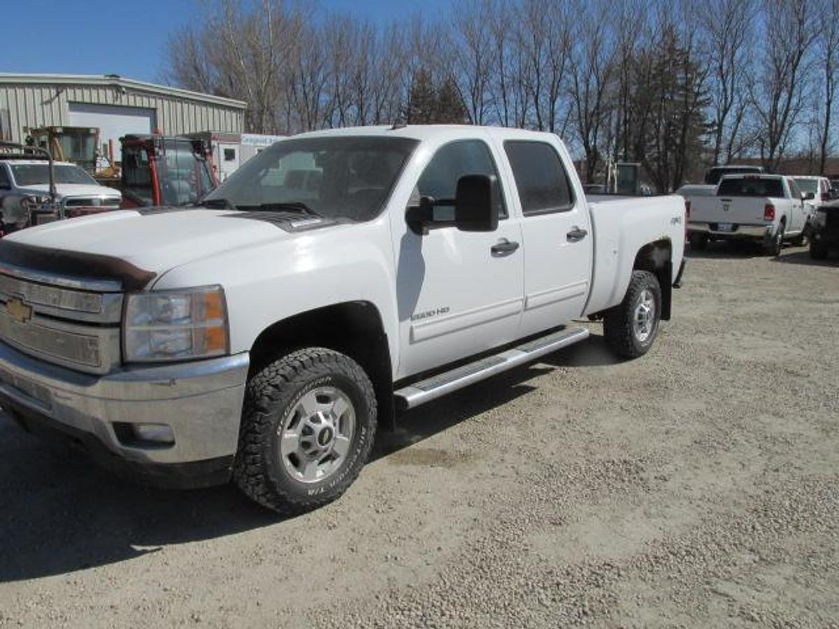 Used 2014 Chevrolet Silverado 2500 crew cab 4x4