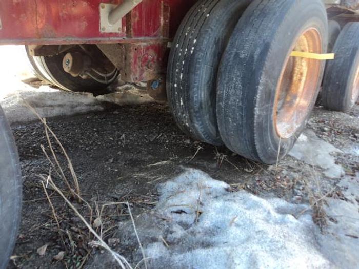 Used 2011 Lode King 53 ft triple axle step deck