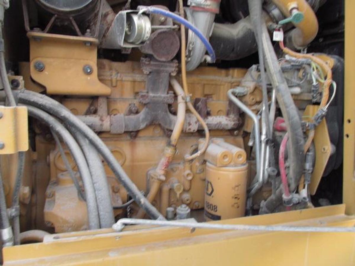 Used 2015 Caterpillar 160M VHP Plus Grader with snow wing very nice