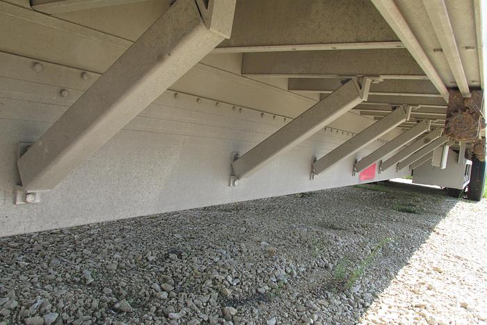 Used 2012 Reitnouer 48 ft tandem axle aluminum step deck