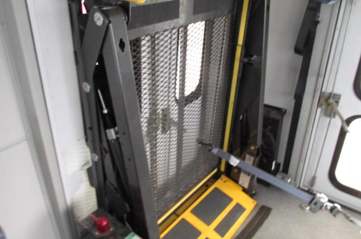 Used 2017 Ford E450 18 passenger Shuttle Van with wheel chair lift