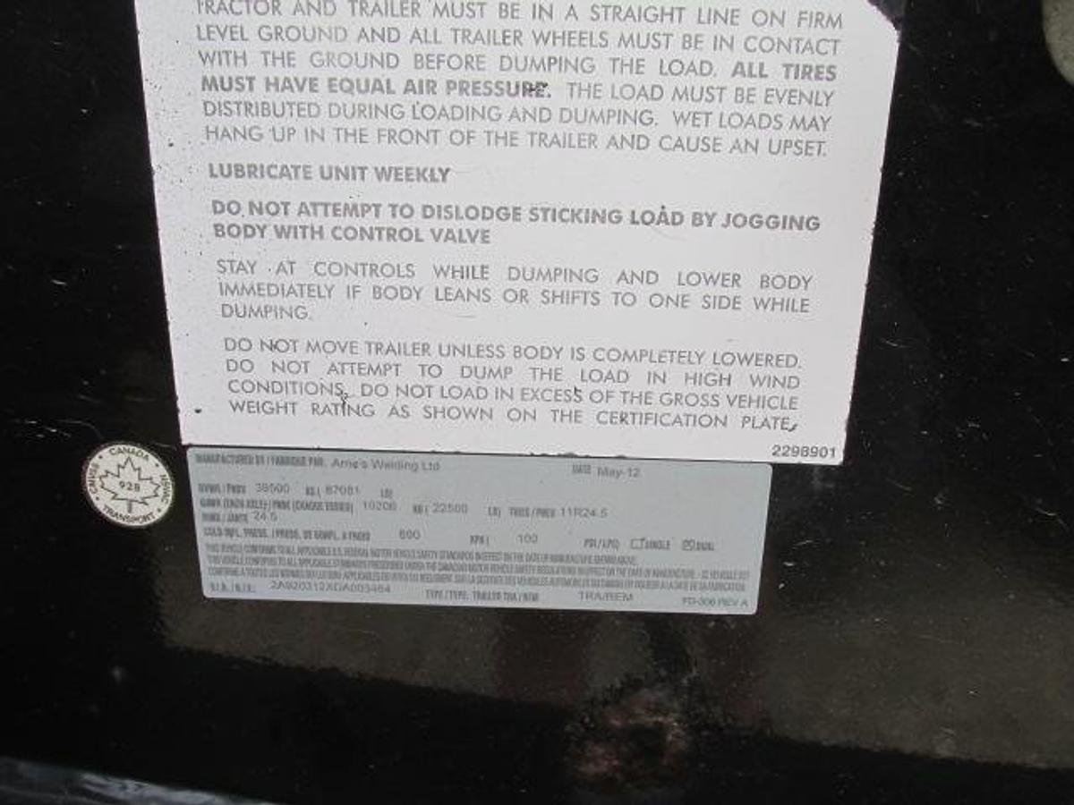 Used 2013 Arnes 15 ft side dump lead trailer