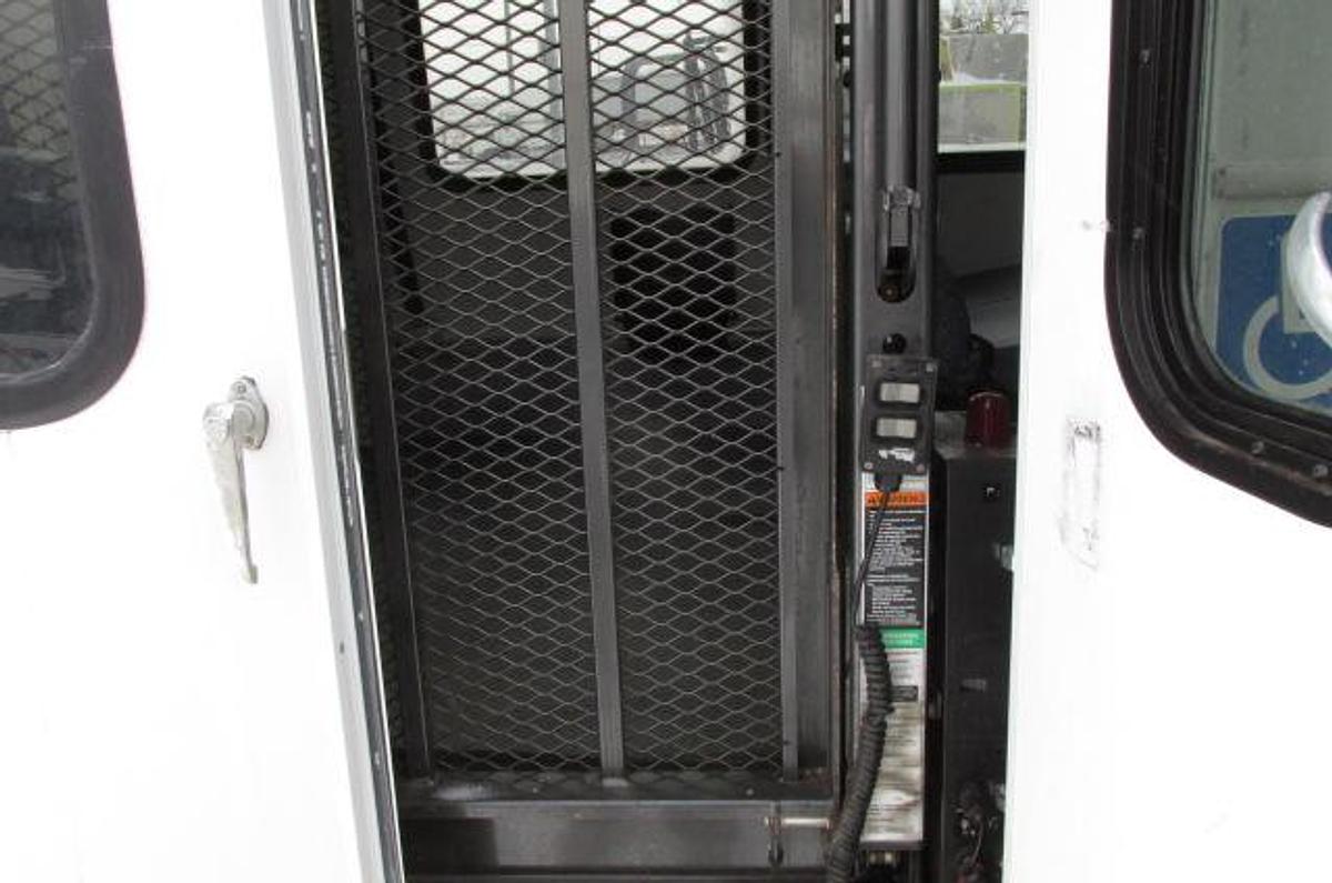 Used 2017 Ford E450 18 passenger Shuttle Van with wheel chair lift