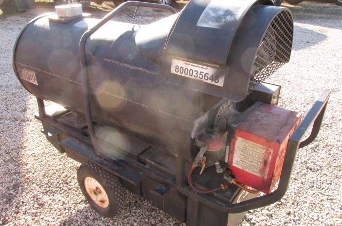 Used Flagro FVO-400 Diesel Fired Indirect 390,000 BTU Unit heater
