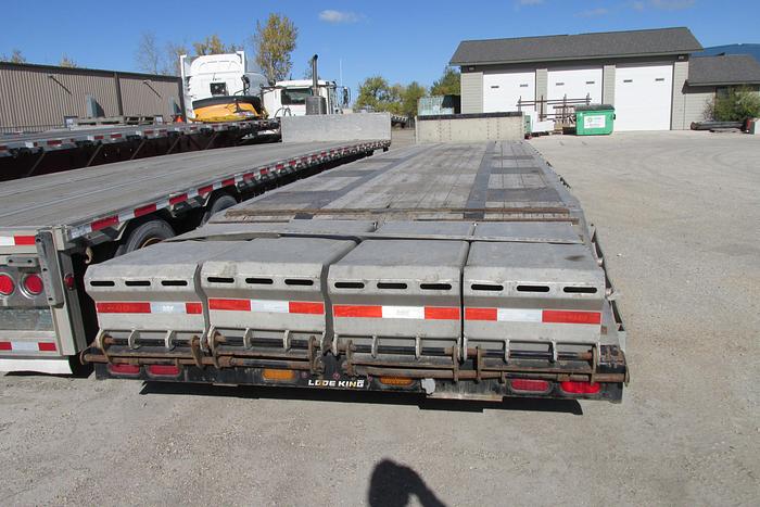 Used 2021 Lode KIng 53 ft low pro recovery step deck
